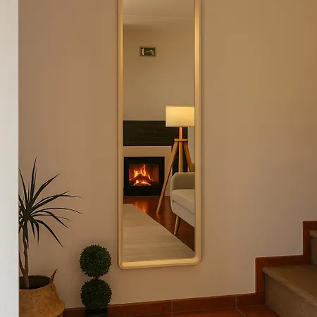 Peach House T2 Fireplace Vakantiehuis Ferro (Covilha)